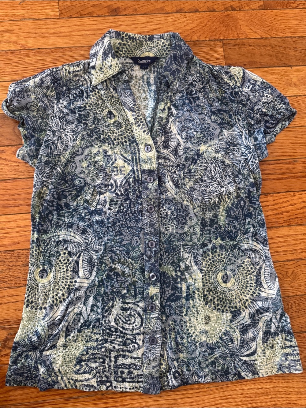 Reitmans Blue and Light Green Printed Short Sleeve Button-Down Blouse